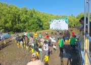 Wakapolsek Biringkanaya Hadiri Penanaman Mangrove Peringati Hari Bumi Sedunia 2026