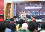 Kapolrestabes Makassar Berikan Materi Kepemimpinan dalam LDK BEM Fakultas Hukum UMI