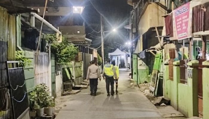 Humanis dan Proaktif: Polsek Tallo Apresiasi Patroli Jalan Kaki Waktu Malam
