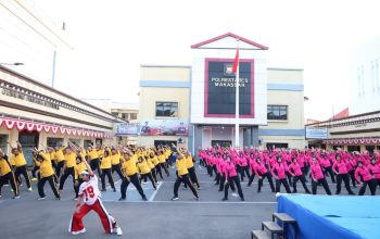 Polrestabes Makassar Gelar Olahraga Bersama Dalam Rangka Menyambut HKGB ke- 74