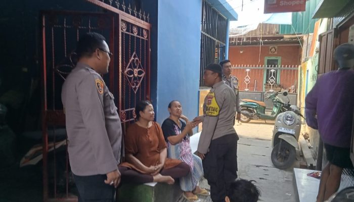 Dari Lorong ke Lorong, KA SPKT Vahrur Rasyid Pimpin Patroli Pagi Berikan Himbauan Kamtibmas kepada Warga