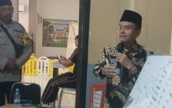 Sentuh Hati Para Tahanan, KUA Biringkanaya Berikan Bimbingan Rohani di Polsek Biringkanaya