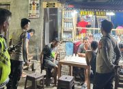 Patroli Jalan Kaki, Polsek Tallo Sapa Warga dan Pantau Titik Rawan Kamtibmas