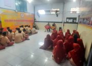 Cegah Kenakalan Remaja, Bhabinkamtibmas Berua Berikan Penyuluhan kepada Siswa SMA