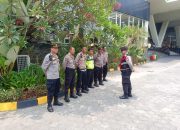 Personel Polsek Rappocini Melaksanakan Pengamanan Pelantikan Pengurus DPD Partai Golkar Provinsi Sulsel