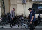 Polisi Amankan Terduga Geng Motor Usai Diamuk Massa, Motor Dibakar di Tanjung Bunga