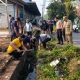 Green Policing, Polsek Manggala Bersama Warga Gelar Kerja Bakti Bersihkan Drainase dan Lingkungan di Bitowa